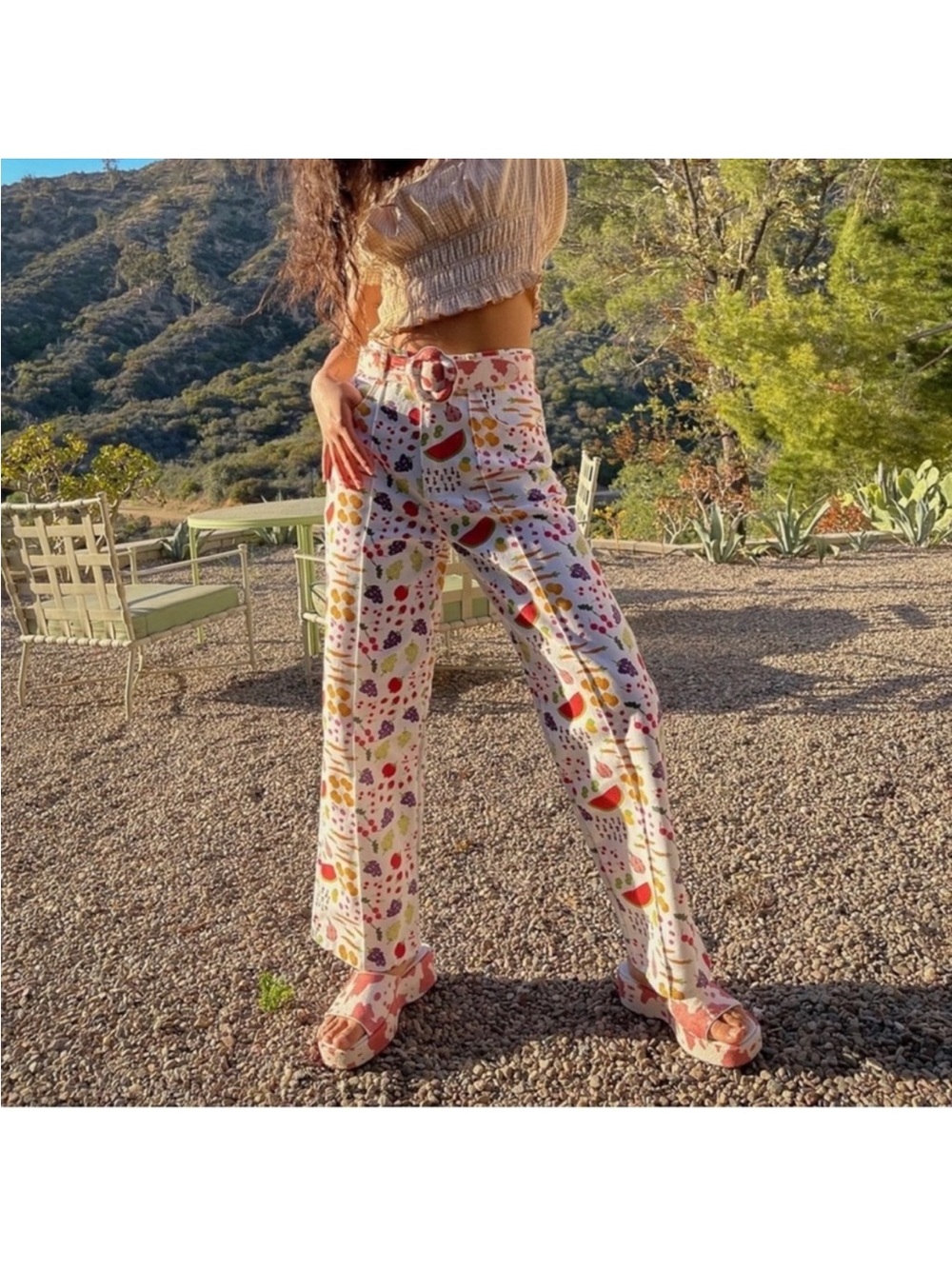 Lisa Says Gah Robyn Wide-Leg Jeans Farmers Market Fruit Print 25 - Picture 12 of 13